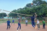 Pobyt na tanzanské škole byl vyplněný také sportem. Foto: archiv Ondřeje Linharta