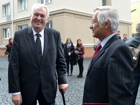 Prezident Miloš Zeman navštívil naši univerzitu