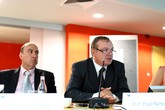 Kick-off meetingu se zúčastnil také prorektor TUL Pavel Němeček a děkan fakulty strojní Petr Lenfeld (vlevo)