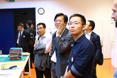 Čínští delegáti v našich laboratořích (2)