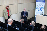 Proděkan FZS Aleš Richter (stojící vlevo) a děkan Karel Cvachovec během zahájení konference. Foto: Adam Pluhař, TUL