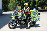 V Maďarsku patří Tomáš Dudich ke třicítce špičkově vyškoleným motocyklovým záchranářům. Tato adrenalinem nabitá práce Tomášovi učarovala. Foto: archiv Tomáše Dudicha