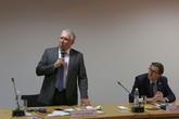 Tiskovou konferenci s prezentací nových smart textilií zahajoval Zdeněk Kůs, vedoucí KOD