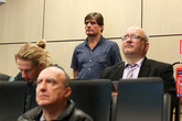 Debatu sledoval také prorektor Petr Lenfeld (v popředí), rektor Miroslav Brzezina (vpravo) a kvestor Vladimír Stach (stojí). Foto: Adam Pluhař, TUL