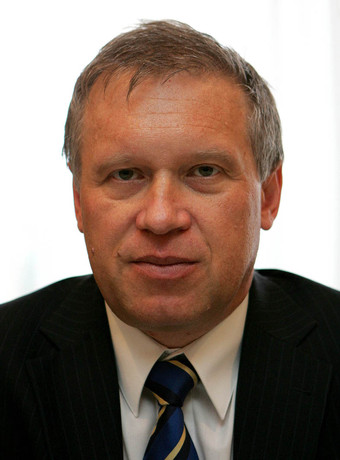 KW0H9060.jpg