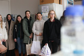 Dívky v laboratoři biochemie Ústavu pro nanomateriály, pokročilé technologie a inovace. Foto: Adam Pluhař, TUL