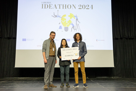 V libereckém Ideathonu zvítězily projekty s virtuální realitou pro Crystal Valley a výuková aplikace pro iQLANDII