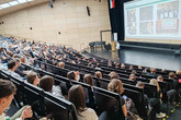 Během přednášek představili studenti své zážitky ze studijních pobytů. Foto: Tereza Martínková