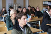 Jedna z krátkých prezentací pro ukrajinské studenty a jejich rodiče o možnostech studia na TUL. Foto: Adam Pluhař