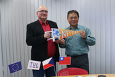 Rektor TUL Miroslav Brzezina a president NPTU Robert Chen. Foto: Adam Pluhař