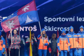 Na Olympiádě dětí a mládeže 2025 byla Petra Hynčicová vlajkonoškou výpravy Libereckého kraje. Foto: ČOV