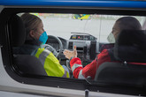 Kurz řidičských dovedností. Šoférovat sanitku učí naše studentky a studenty řidiči Zdravotnické záchranné služby Libereckého kraje. Foto Adam Pluhař