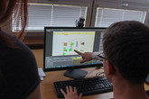 Laboratoř virtuální reality a eye-trackingu Ekonomické fakulty TUL slouží doktorandským výzkumům. Foto: Ondřej Michal