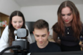 Laboratoř virtuální reality a eye-trackingu Ekonomické fakulty TUL slouží doktorandským výzkumům. Foto: Ondřej Michal