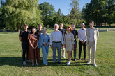 Setkání prezidenta Petra Pavla s mladými zástupci inovativních firem a projektů v parku lánského zámku. Zdroj: Kancelář prezidenta republiky, foto: Tomáš Fongus