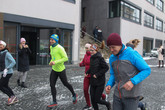 Součástí slavnostního odhalení díla byl i běh studentů a zaměstnanců Fakulty zdravotnických studií TUL se startem na Univerzitním náměstí a cílem u Lesního koupaliště. Foto: Adam Pluhař
