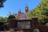 Budova rektorátu Auburn University. Foto: archiv Věry Jenčové