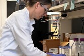 Snímek z laboratoře v Auburn University. Foto: archiv Věry Jenčové