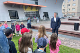 Děti v kampusu přivítal rektor Aleš Kocourek. Foto: MŠ Škatulka