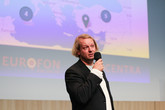 Martin Fišer z Eurocentra Liberec během International Day se svojí poutavou motivační přednáškou o výhodách studia a cestování v a po Evropě. Foto: Adam Pluhař