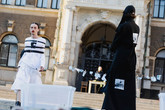Studenti TUL proměnili náměstí Dr. Edvarda Beneše v Liberci v prostor pro společné stolování, kulturu a setkávání. Foto: Kryštof Susa