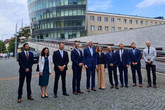 Americký velvyslanec v České republice Nicholas Merrick zažil během návštěvy TUL vřelé přijetí. Foto: Adam Pluhař
