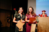 Teaching Awards pro Alenu Pušovou (vlevo) a Kateřinu Brzákovou Beksovou. Foto: Zuzana Bajtová