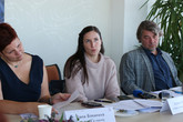 Prorektorky Jana Šimanová, Zuzana Pechová a prorektor Otakar Ungerman na neformální tiskové konferenci Snídaně s rektorem. Foto: Adam Pluhař