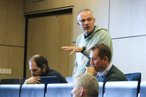 Z univerzitního workshopu o technologiích dvojího užití, jež mohou sloužit jak v civilní, tak ve vojenské oblasti. Foto: Adam Pluhař