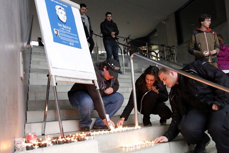 Jan Opletal_uctění památky (4).jpg