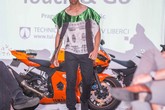 Kolekce Touch and Go na molech ve Vancouveru