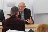 Jiří Brabec z  UK při  vystoupení s názvem Literární historie